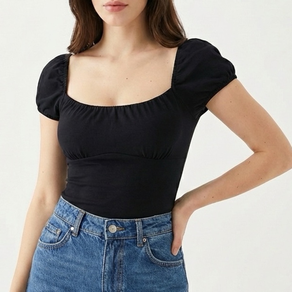 Hollister top - Picture 2 of 4